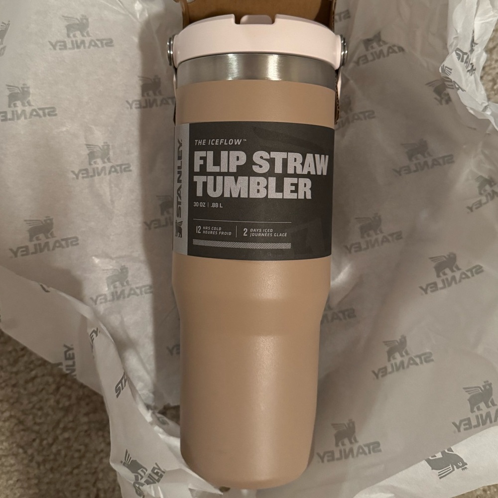 Stanley IceFlow Flip Straw Tumbler 30 oz Almond Rose NWT
